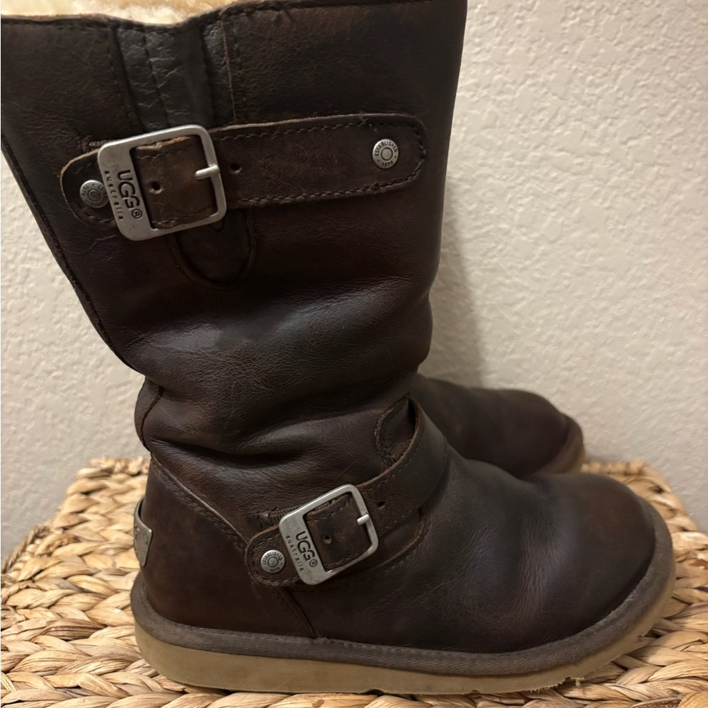 UGG Sutter Moto Buckle Leather Boots - Picture 4 of 10